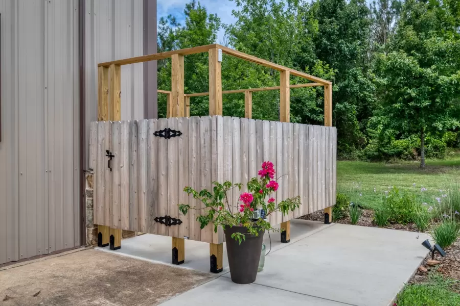 Couples Retreat East Texas | Private Cabin for Two